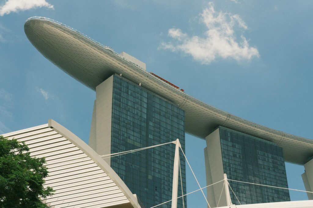 Best Orchard Singapore Hotel Picks for Shopping and Luxury Lovers